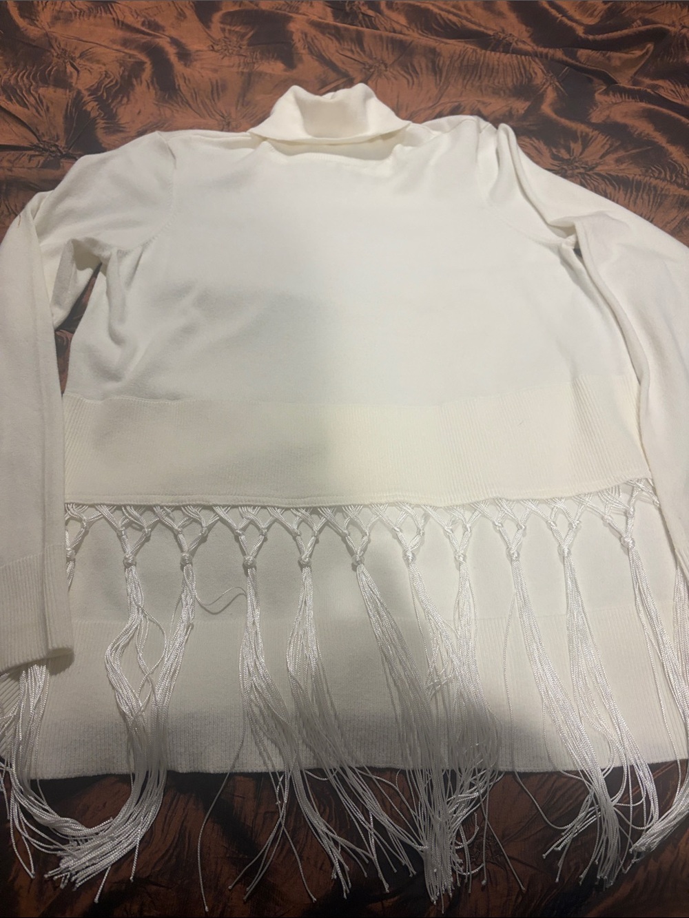 Women’s White Fringe Turtleneck Sweater Top